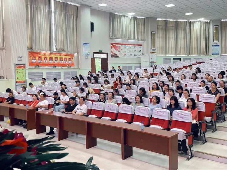 方舟家庭教育指導師_家庭指導師有幾級_卓越教育和明師教育待遇