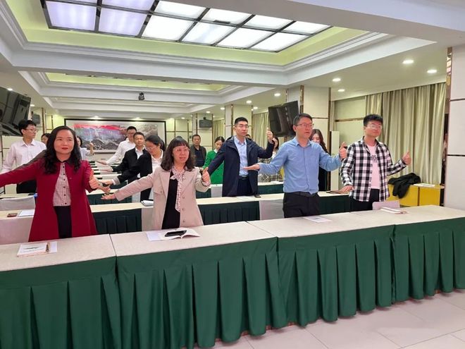 哈佛醫學家庭指導_家庭教育指導師蘇迪_家庭教育研究指導中心