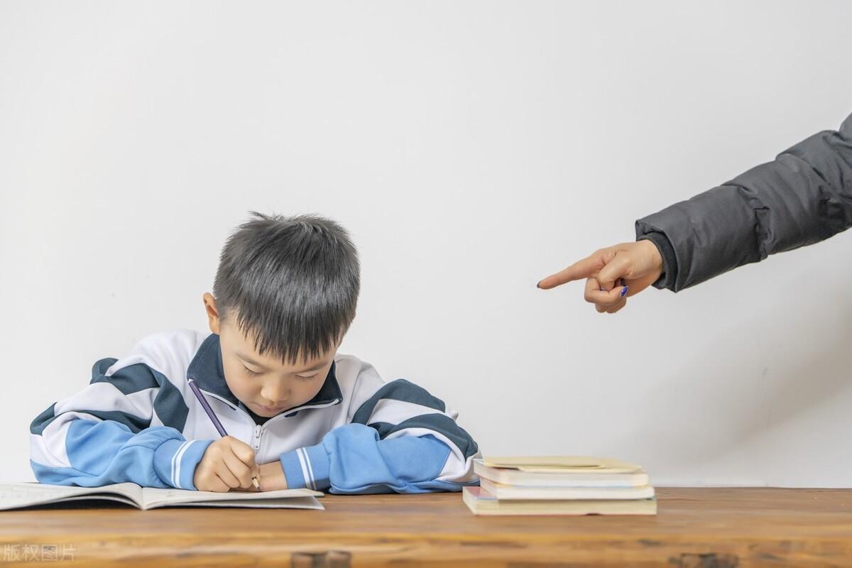 家庭教育的權威性_武漢權威教育培訓機構_性開放的家庭小說網
