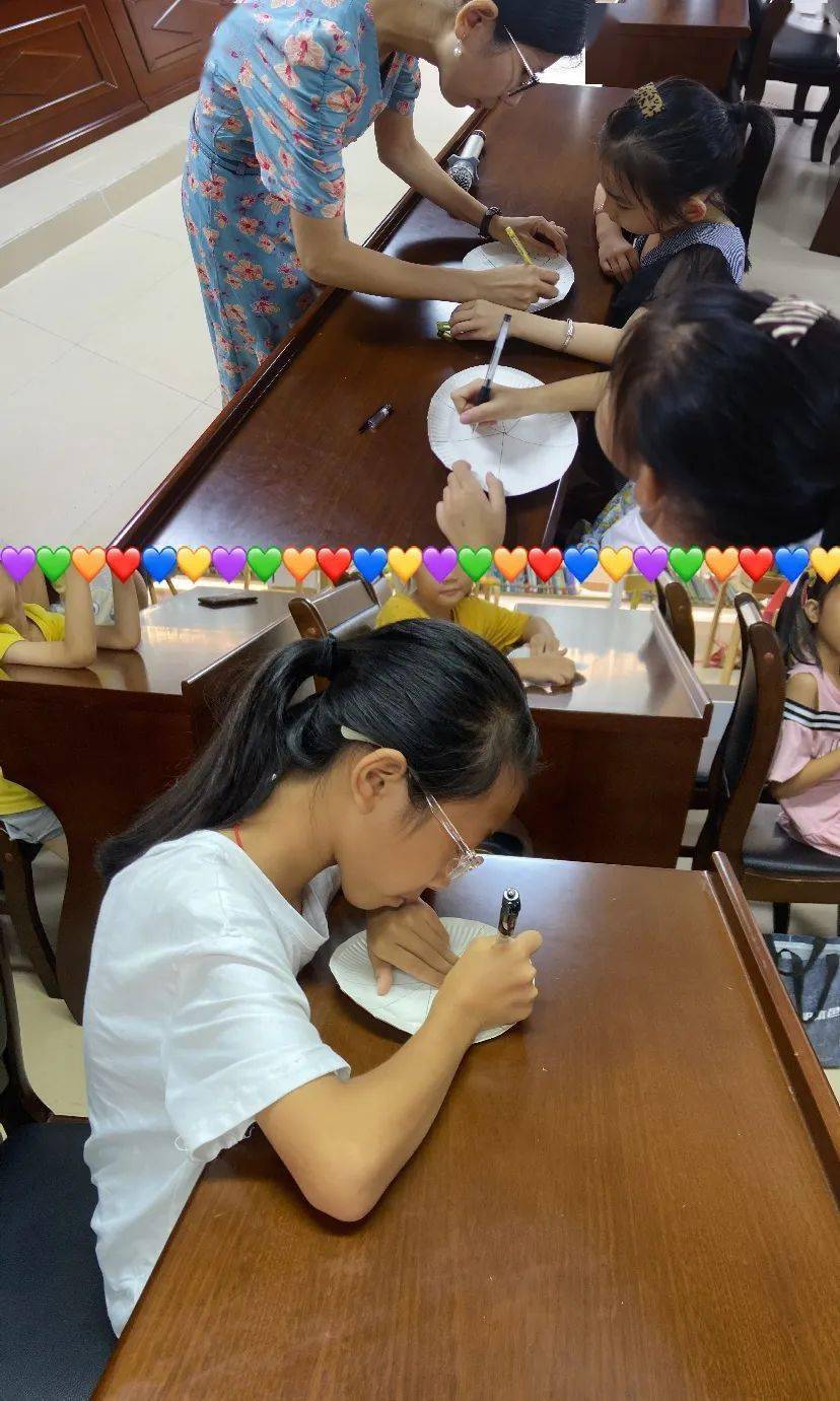 教育孩子如何控制自己的情緒_家庭教育 情緒_離異家庭怎么教育孩子