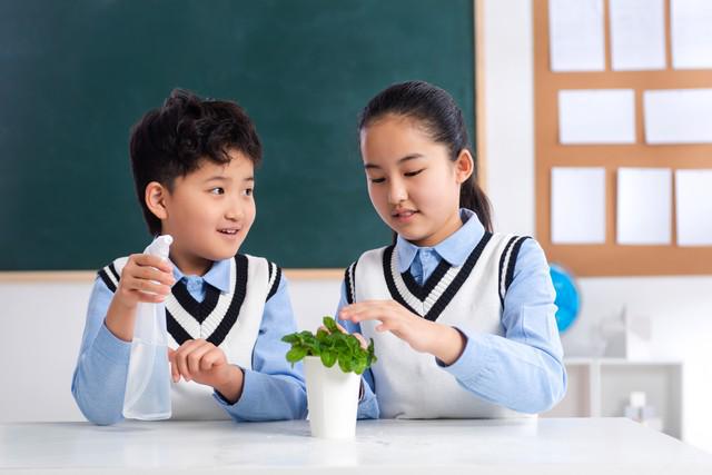 孔子教育平等思想的語句_孔子 教育平等 言論_家庭教育 平等