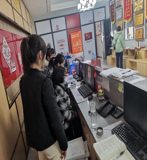 家庭問題教育_家庭教育的直播_朱永新教育始于家庭