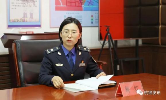 家庭教育言傳身教 文明家庭 | 愛崗敬業傳文明 言傳身教承美德