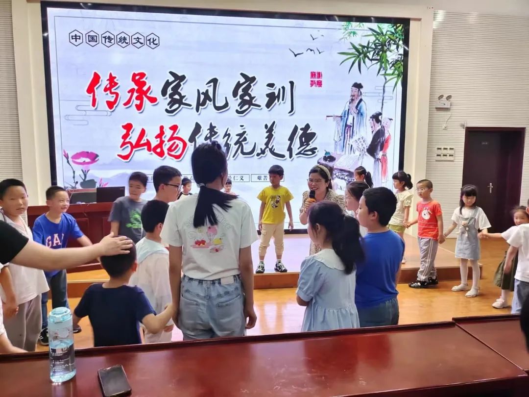好的家庭教育_家庭用滴露好還是84好_銘效教育和教冠好教育哪個(gè)好