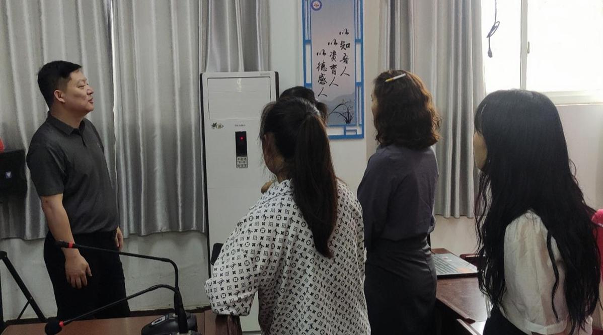 河南家庭教育指導師_河南家庭教育專家王_河南河南家庭教育