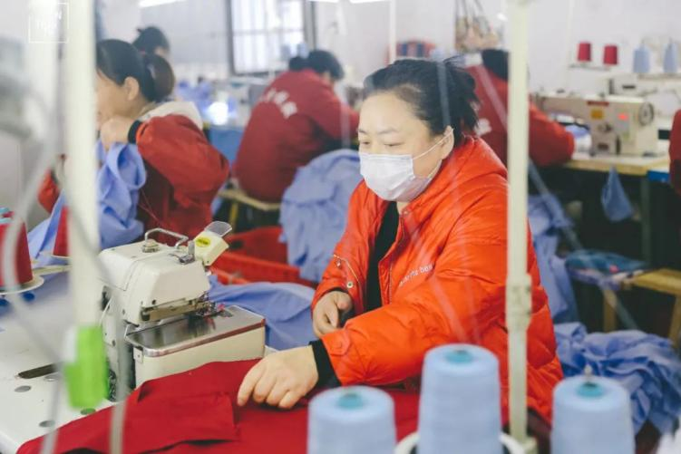 沒學歷的寶媽學什么好就業_沒有學歷的寶媽適合什么工作_沒學歷的寶媽做什么好