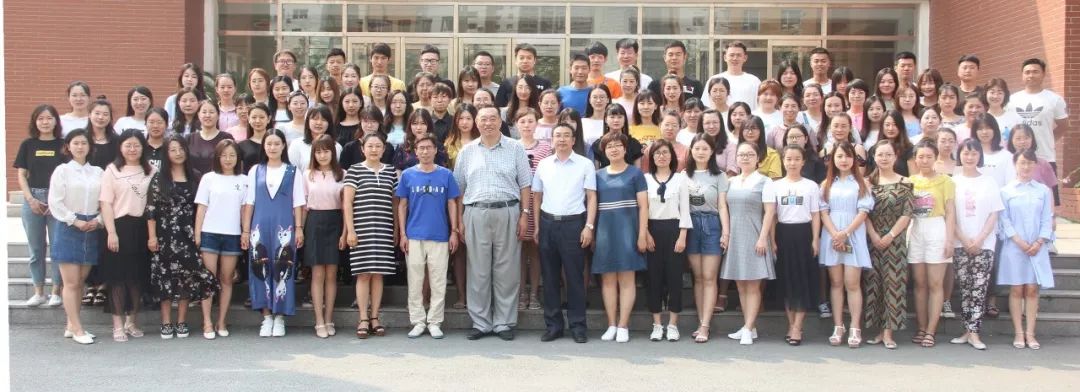 小學家庭教育指導師_教師家庭教育指導實務小學版_小學家庭教育指導活動