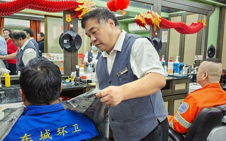 連鎖美發店與老美發店_連鎖美發店怎么經營模式_美發連鎖店
