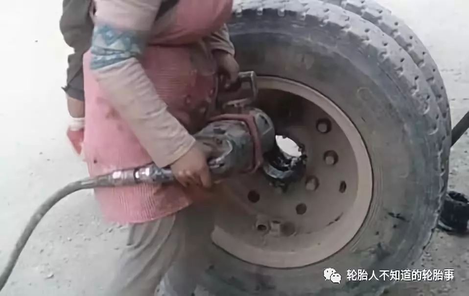 寶媽帶娃找工作_有一邊帶娃一邊工作的寶媽嗎_寶媽帶娃上班的工作