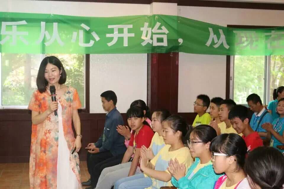 大型公益家庭教育講座方案_家庭教育公益講座好處_講座公益大型方案家庭教育活動(dòng)