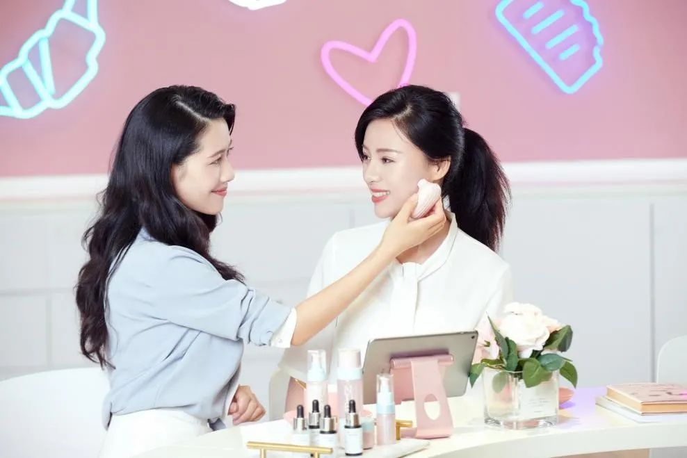 美容顧問_顧問美容師一句話介紹_顧問美容院的工作經驗怎么寫
