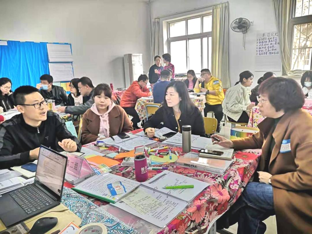 家庭教育咨詢中心在哪里備案_咨詢家庭中心教育服務怎么做_家庭教育咨詢服務中心