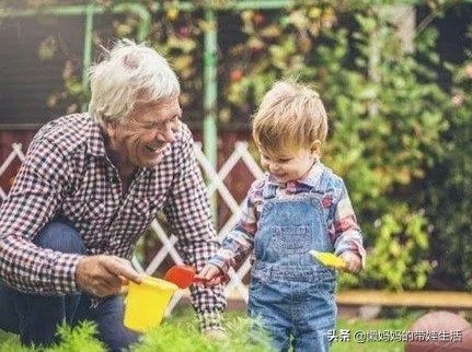 孩子過周歲爺爺奶奶送什么禮物比較好？