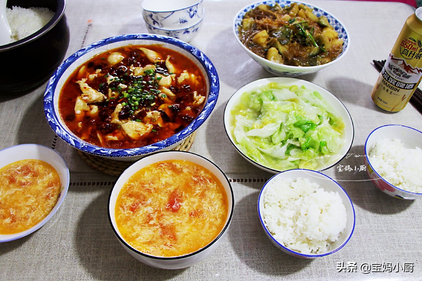 龍蝦媽媽會(huì)把寶寶吃掉嗎_小龍蝦寶媽可以吃嗎_寶媽可以吃小龍蝦嗎